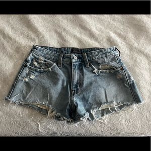 Abercrombie & Fitch Low Rise Short